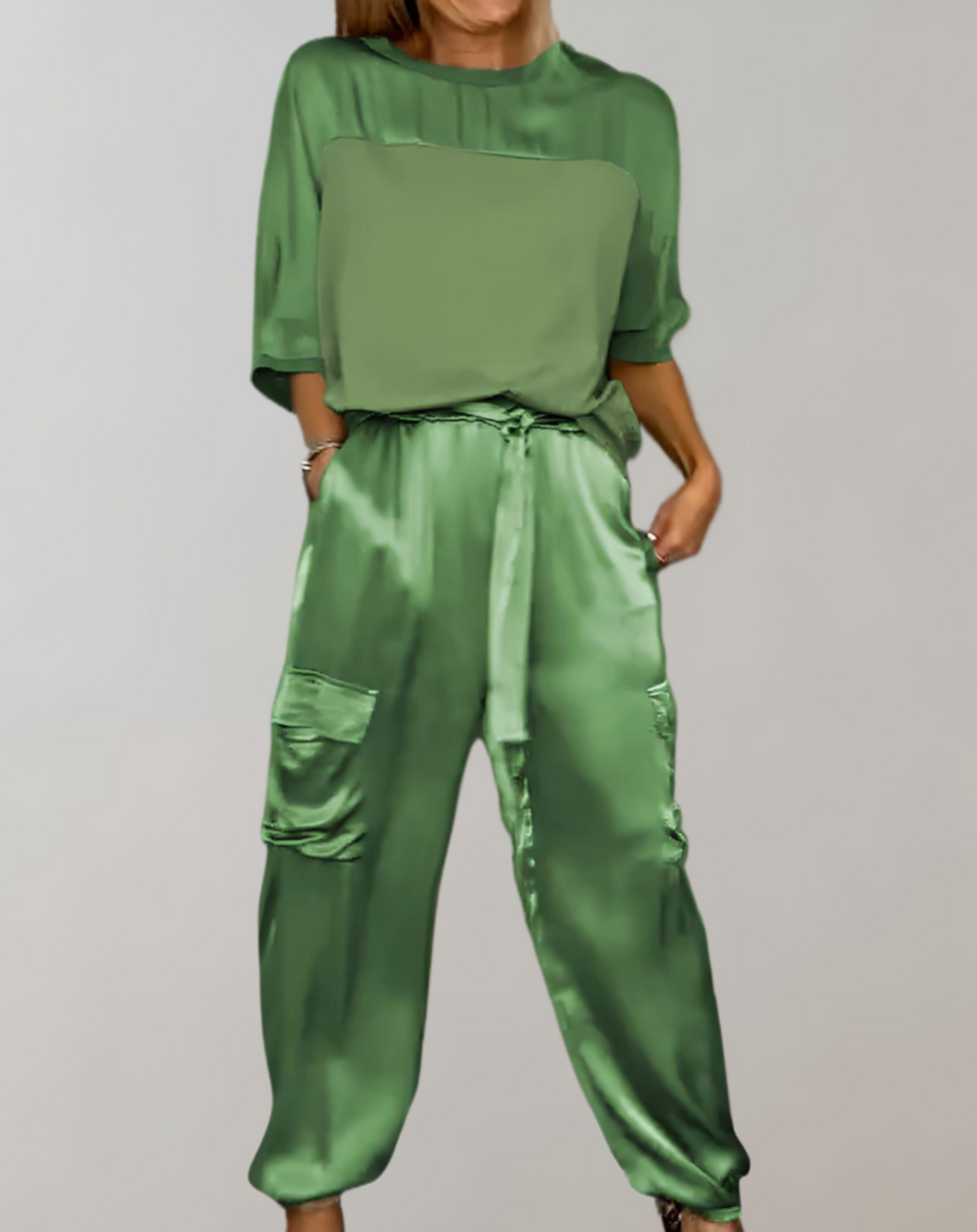 TAHLIA – SILKY CARGO LOUNGE SET