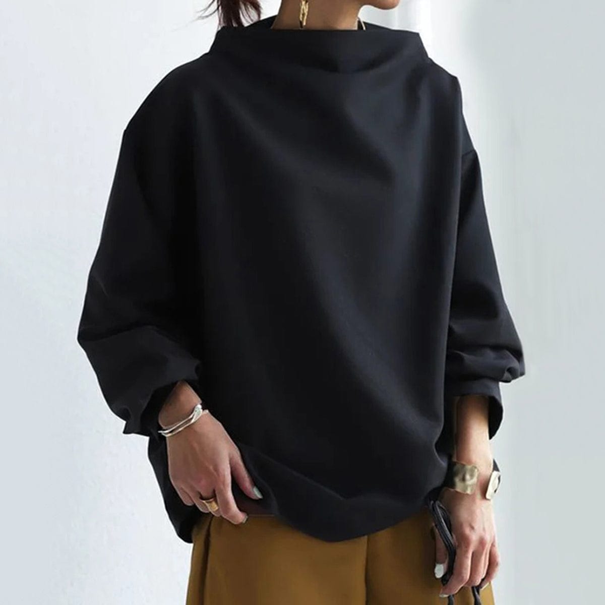 Lisa | Stylish High-Neck Casual Top for Effortless Chic