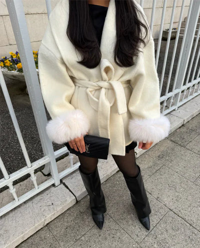 Éclat™ – Elegant Wool Coat with Removable Fur Details