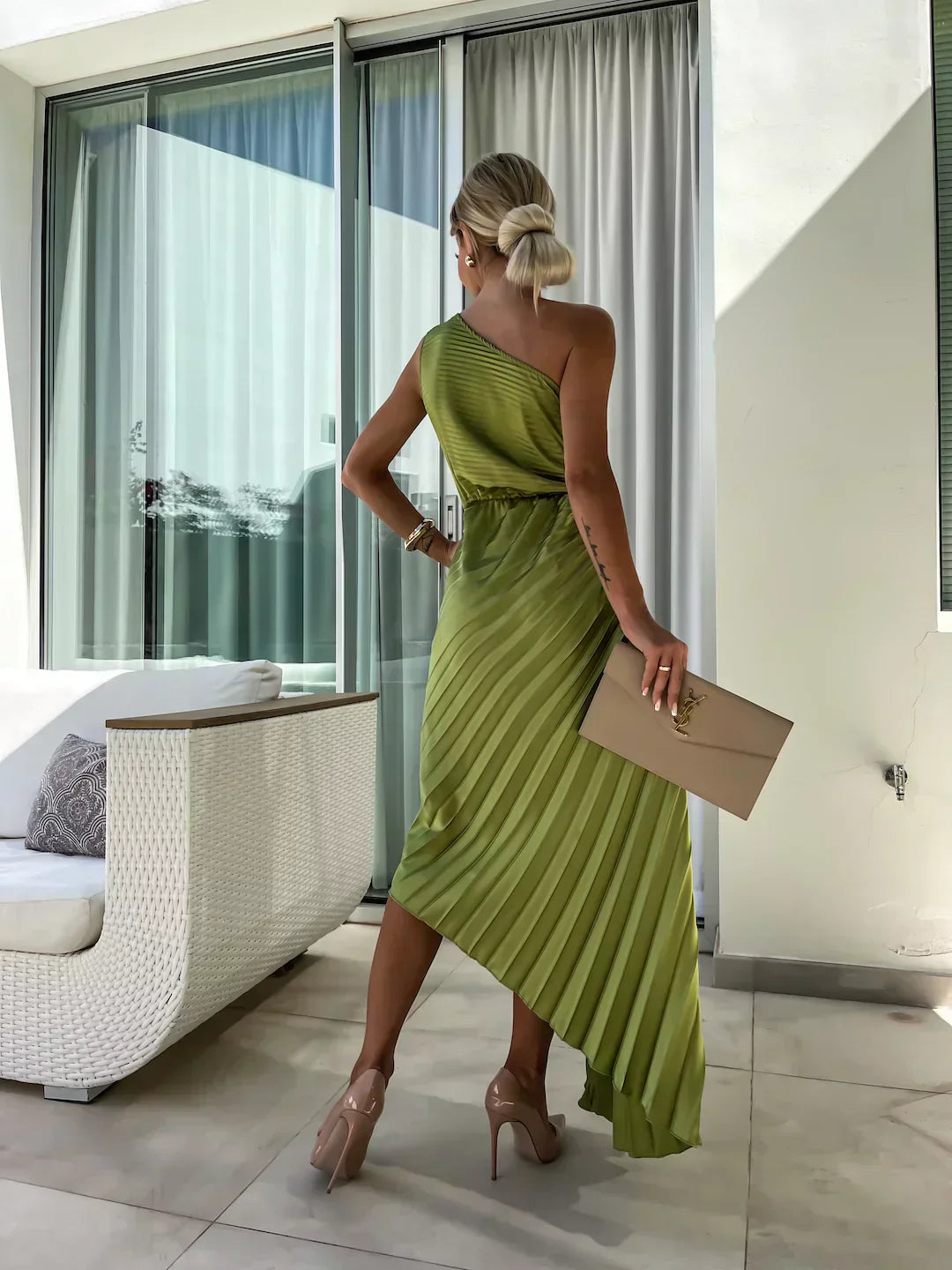 ALESSIA – ROMANTIC BLOOM MIDI DRESS